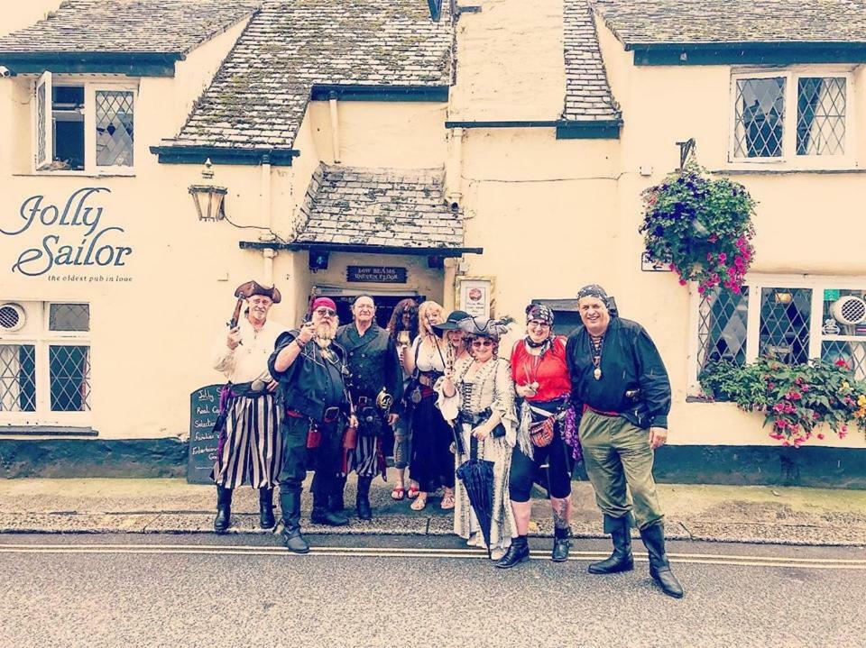 Jolly Sailor Inn Looe Exterior photo